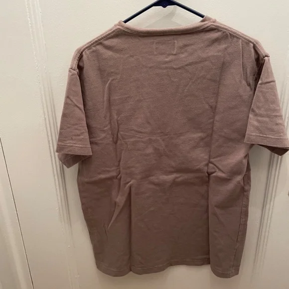KITH gently used men’s medium t shirt - Picture 2 of 3